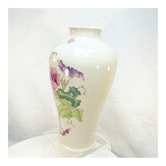 Japan Toyo Morning Glory 8.5” Pink Purple Green Vase Designed by Magie - Picture 6 of 15